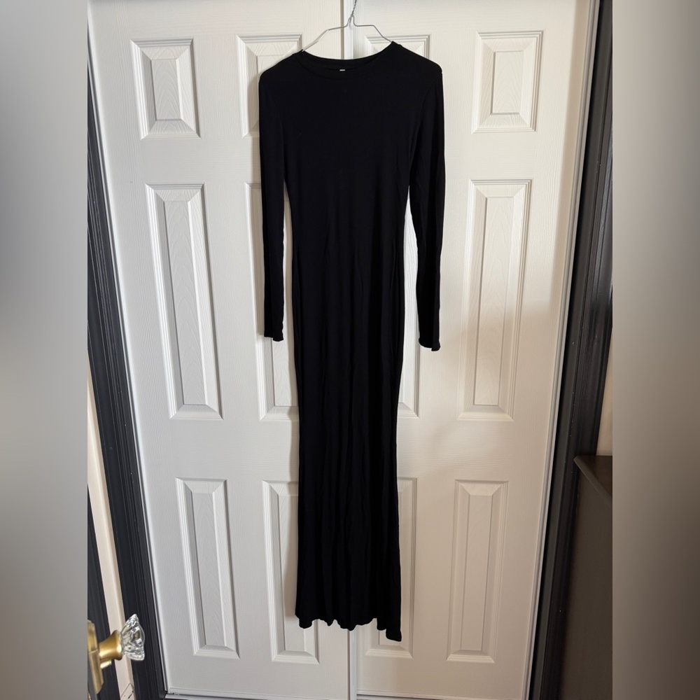 Black Ribbed Maxi Dress- perfect for Maternity!